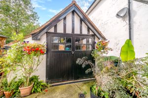 Photo 21- click for photo gallery